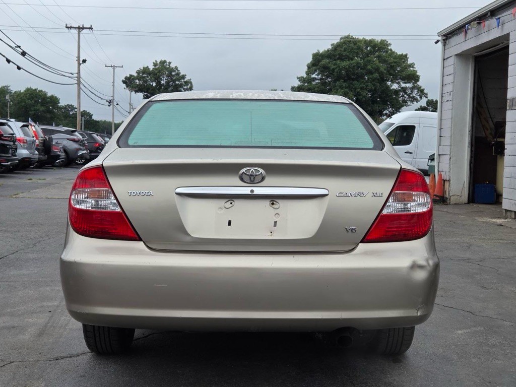 2002 Toyota Camry Image 4