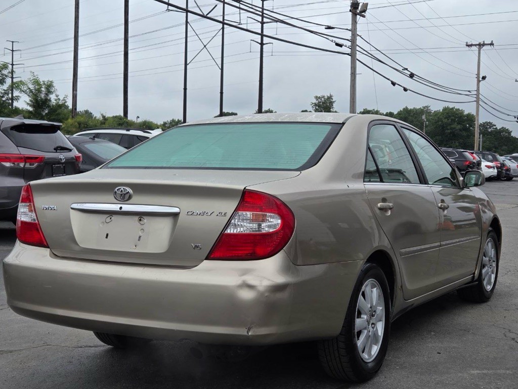 2002 Toyota Camry Image 5