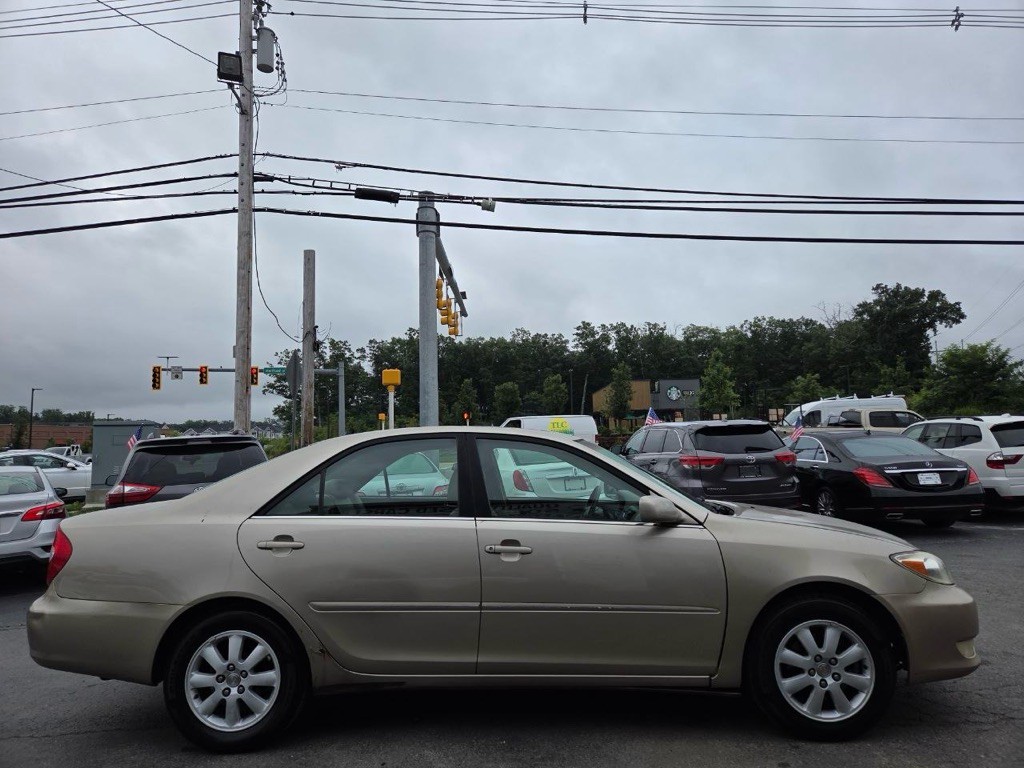 2002 Toyota Camry Image 6