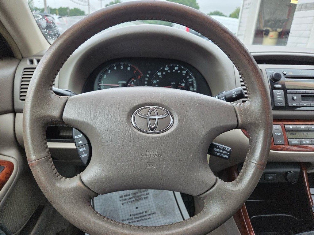 2002 Toyota Camry Image 17