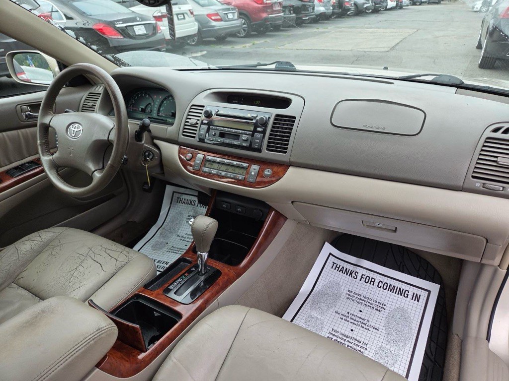 2002 Toyota Camry Image 19