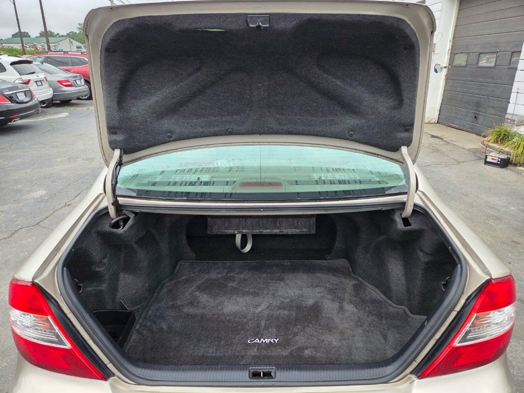 2002 Toyota Camry Image 24