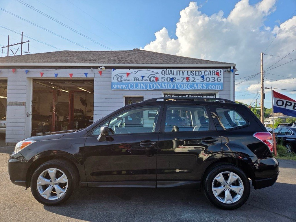 2016 Subaru Forester Image 2