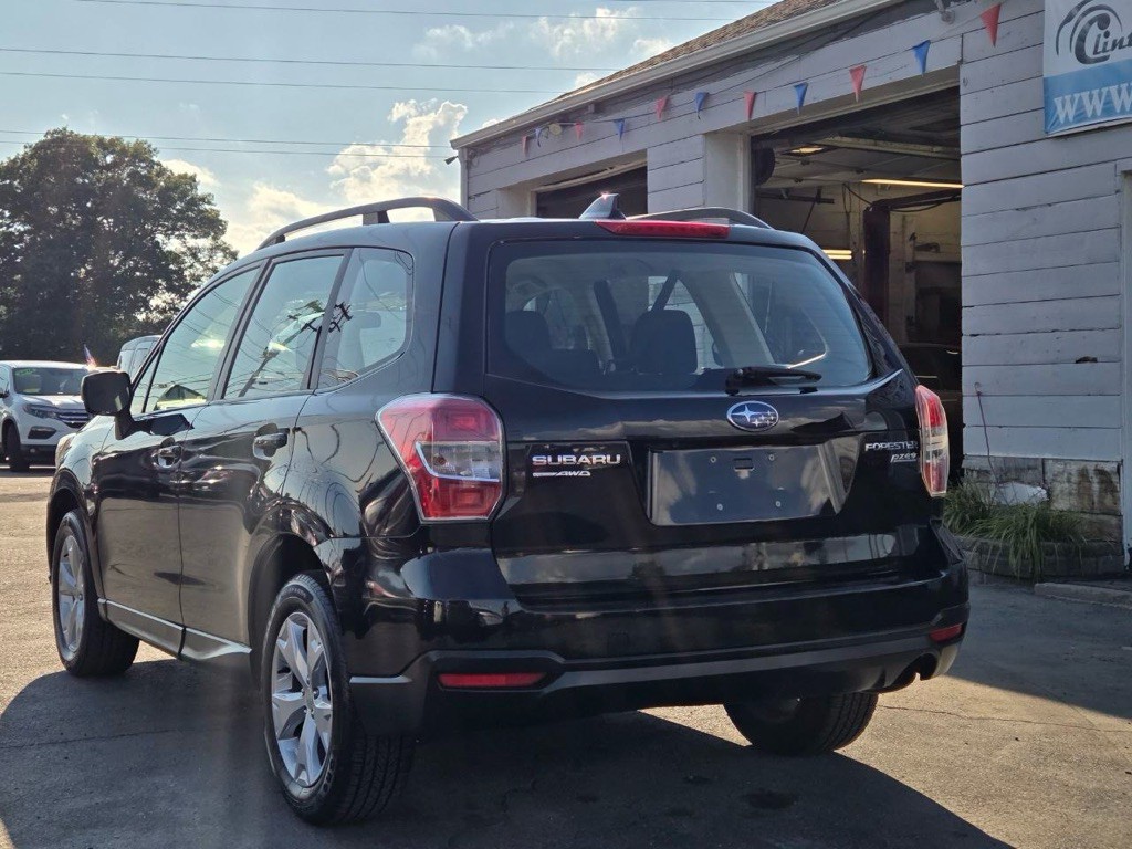 2016 Subaru Forester Image 3