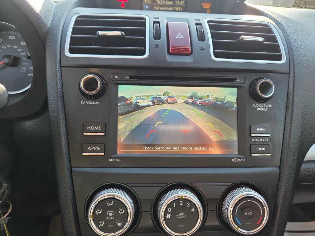 2016 Subaru Forester Image 17