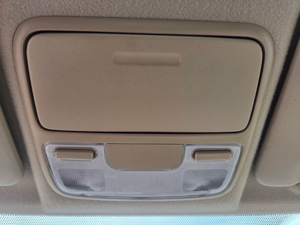 2005 Honda CR-V Image 18