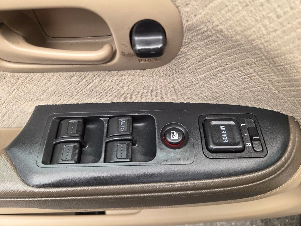 2005 Honda CR-V Image 23