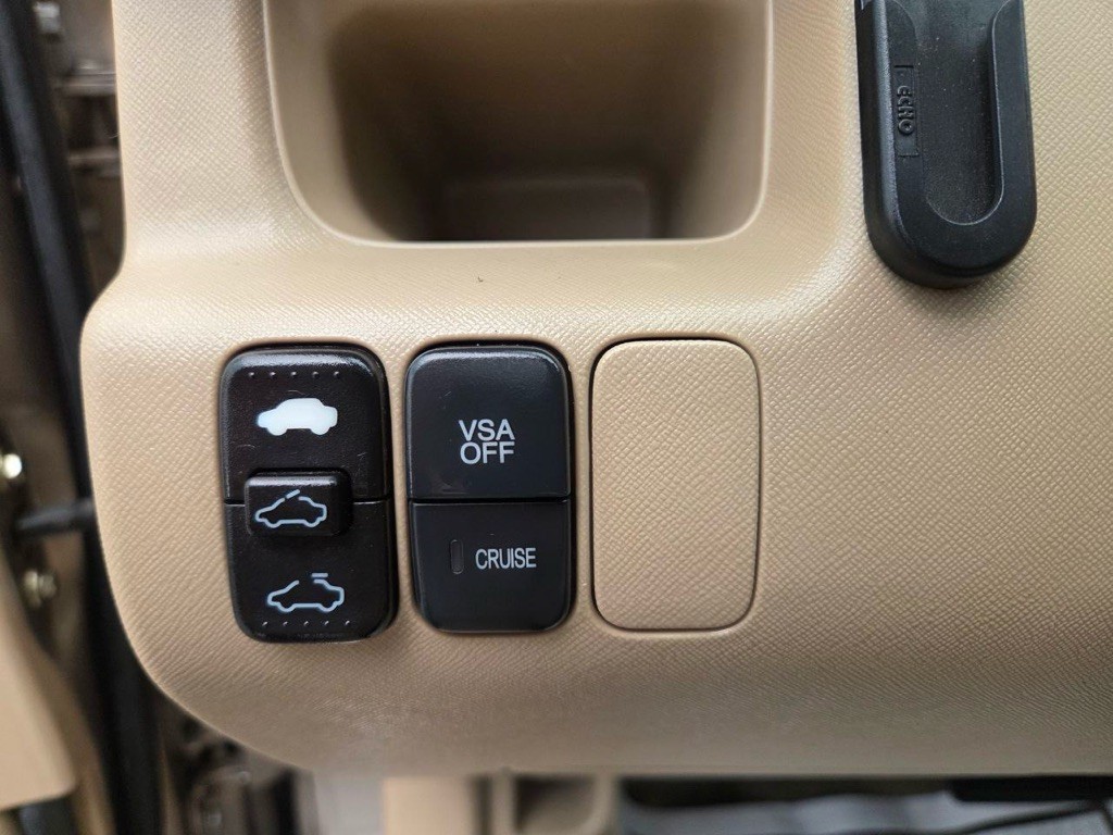 2005 Honda CR-V Image 24