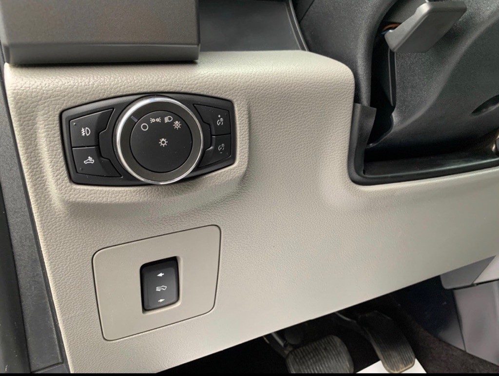 2015 Ford F-150 Image 27