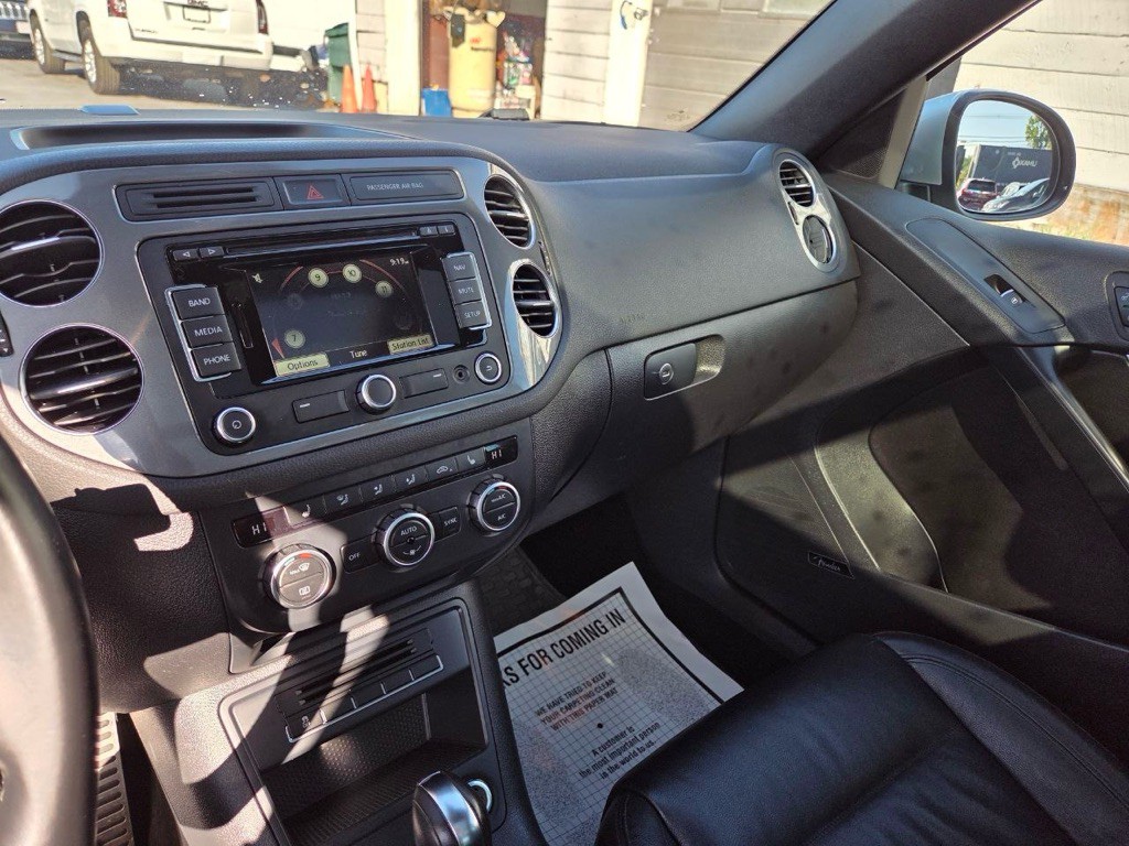 2014 Volkswagen Tiguan Image 24