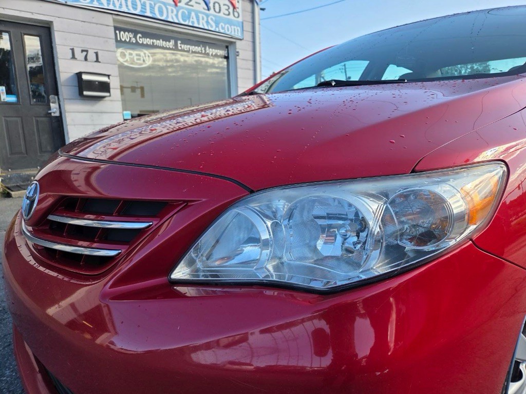 2013 Toyota Corolla Image 22