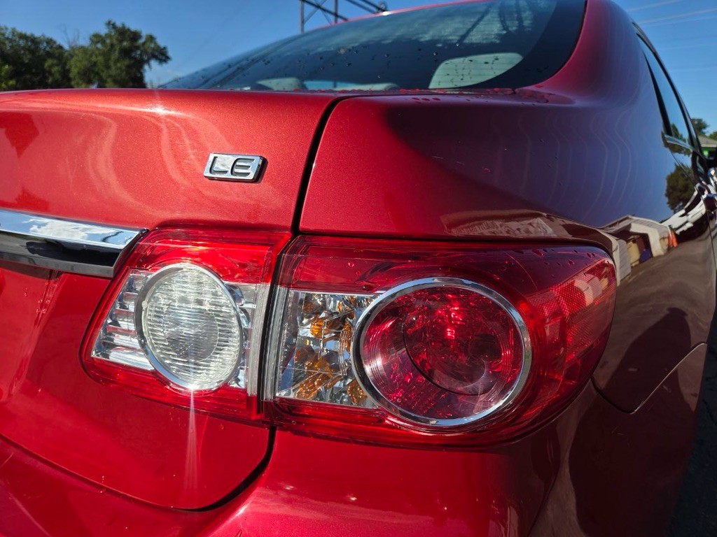 2013 Toyota Corolla Image 25