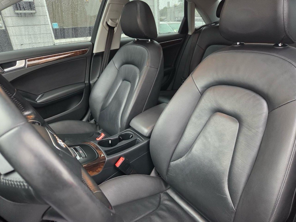 2015 Audi A4 Image 11