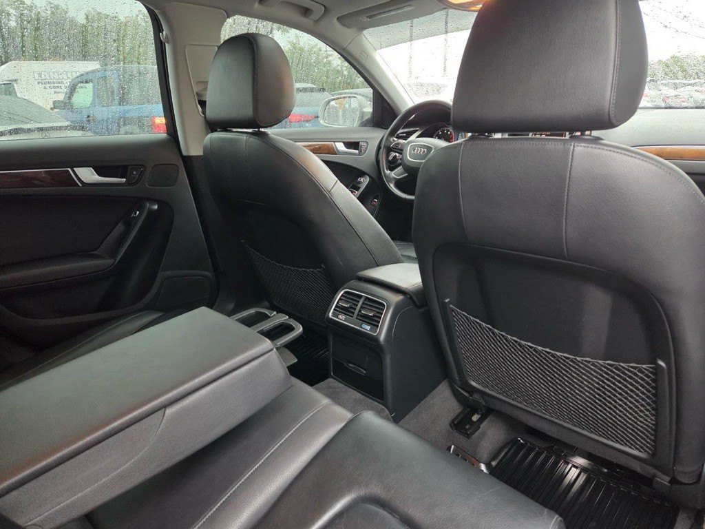 2015 Audi A4 Image 14