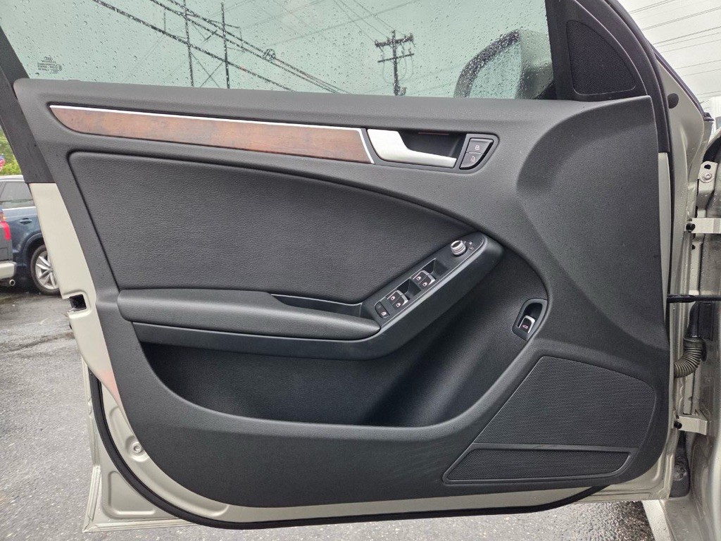 2015 Audi A4 Image 26