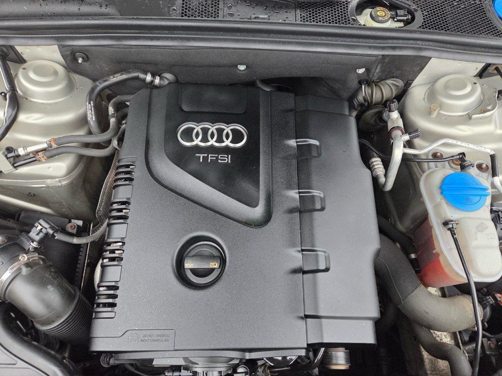 2015 Audi A4 Image 31