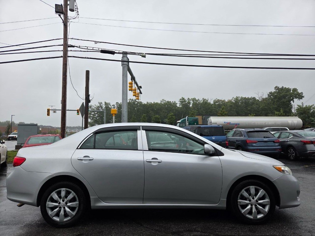 2010 Toyota Corolla Image 5