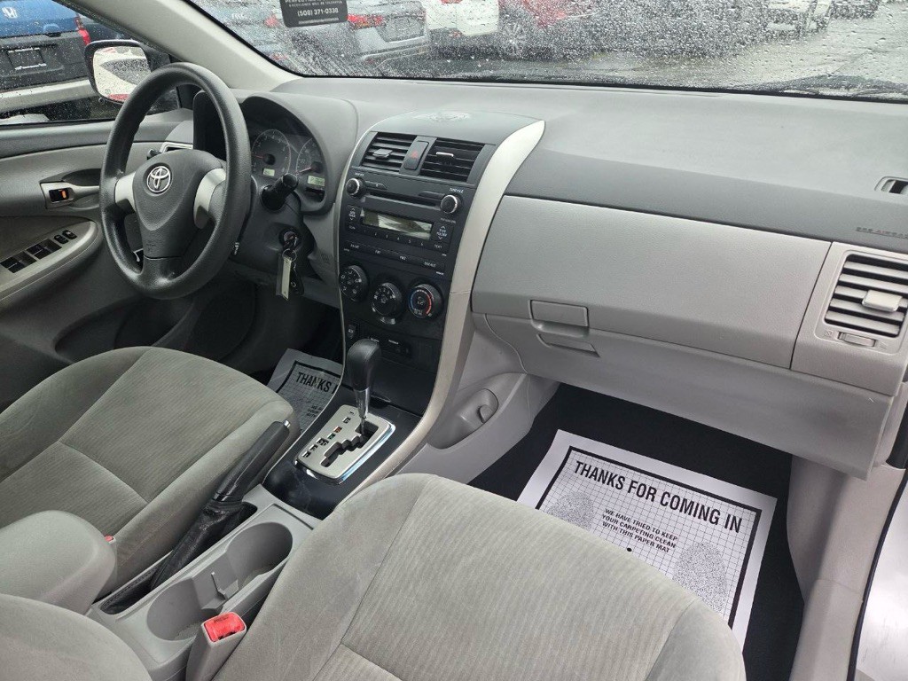 2010 Toyota Corolla Image 16