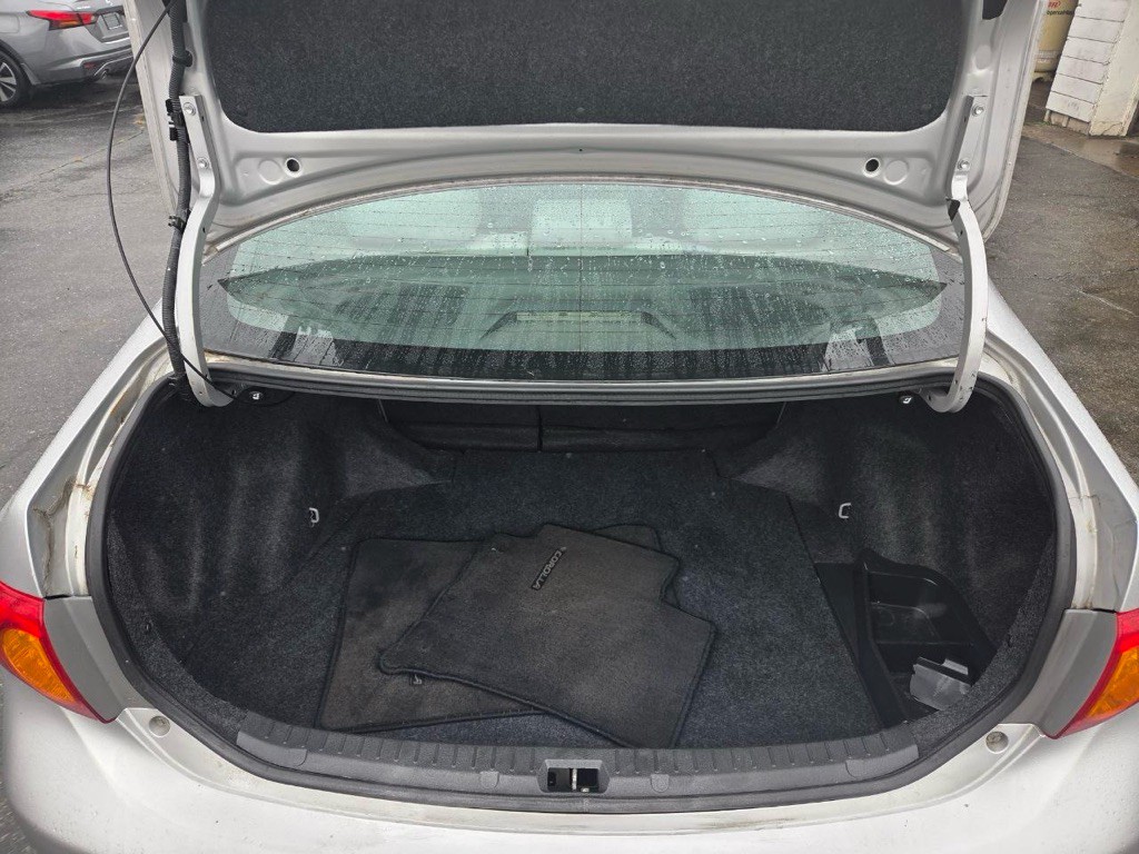 2010 Toyota Corolla Image 26