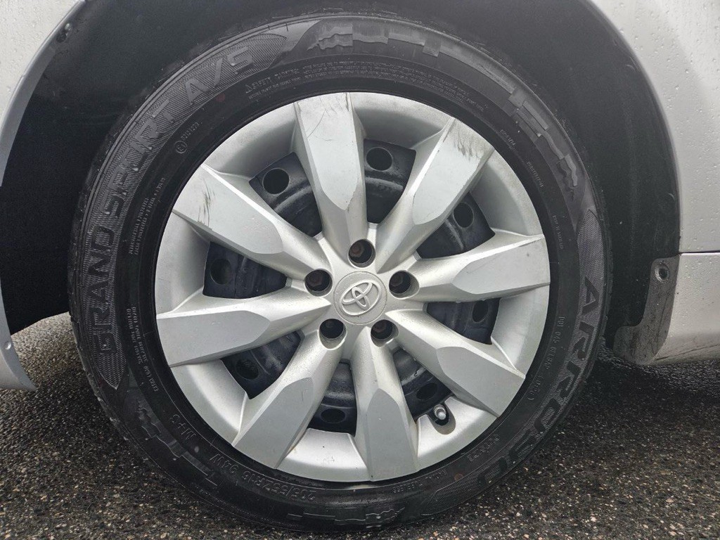 2010 Toyota Corolla Image 29