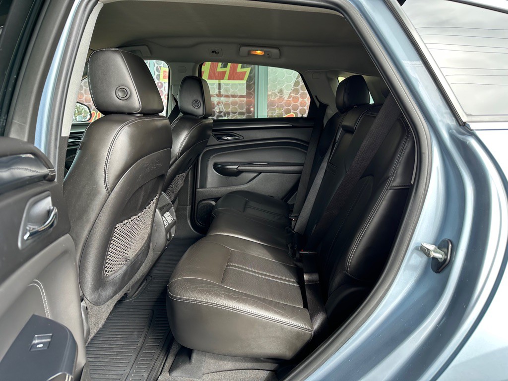 2013 Cadillac SRX Image 9