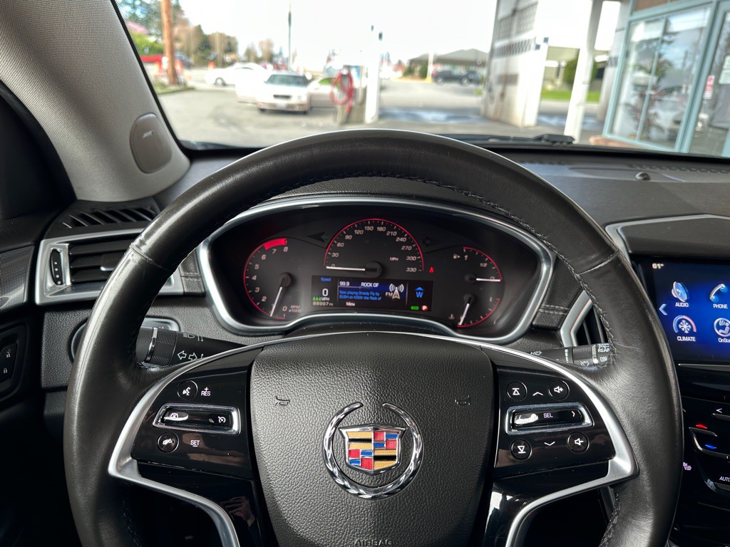2013 Cadillac SRX Image 16