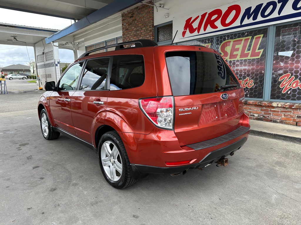2010 Subaru Forester Image 4