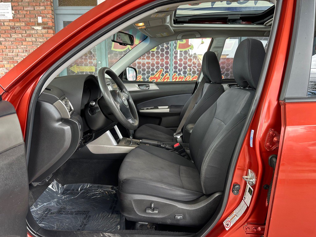 2010 Subaru Forester Image 7