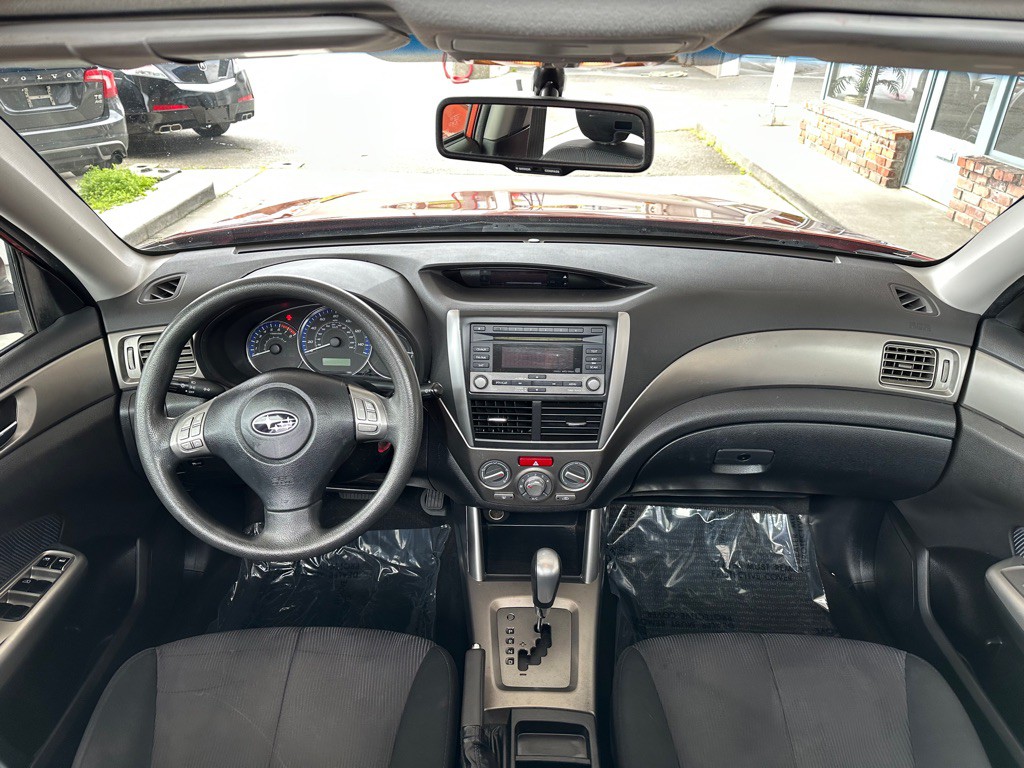 2010 Subaru Forester Image 11