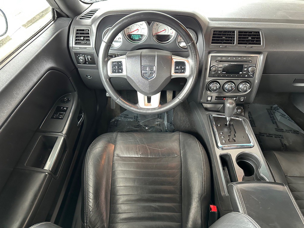 2011 Dodge Challenger Image 11