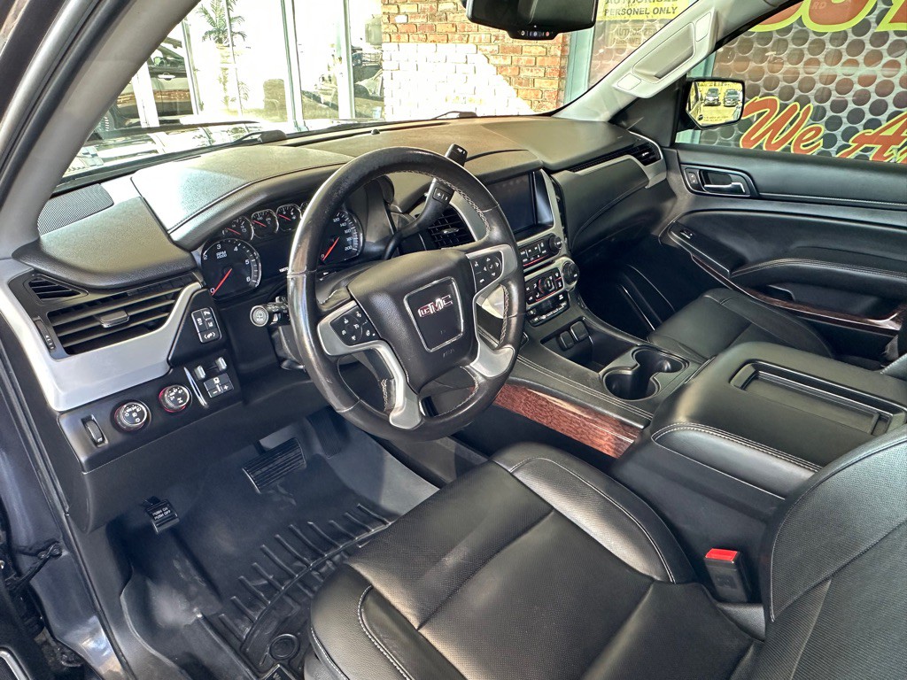 2015 GMC Yukon Image 8