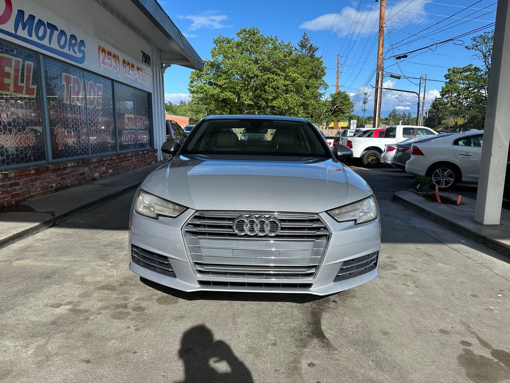 2017 Audi A4 Image 2