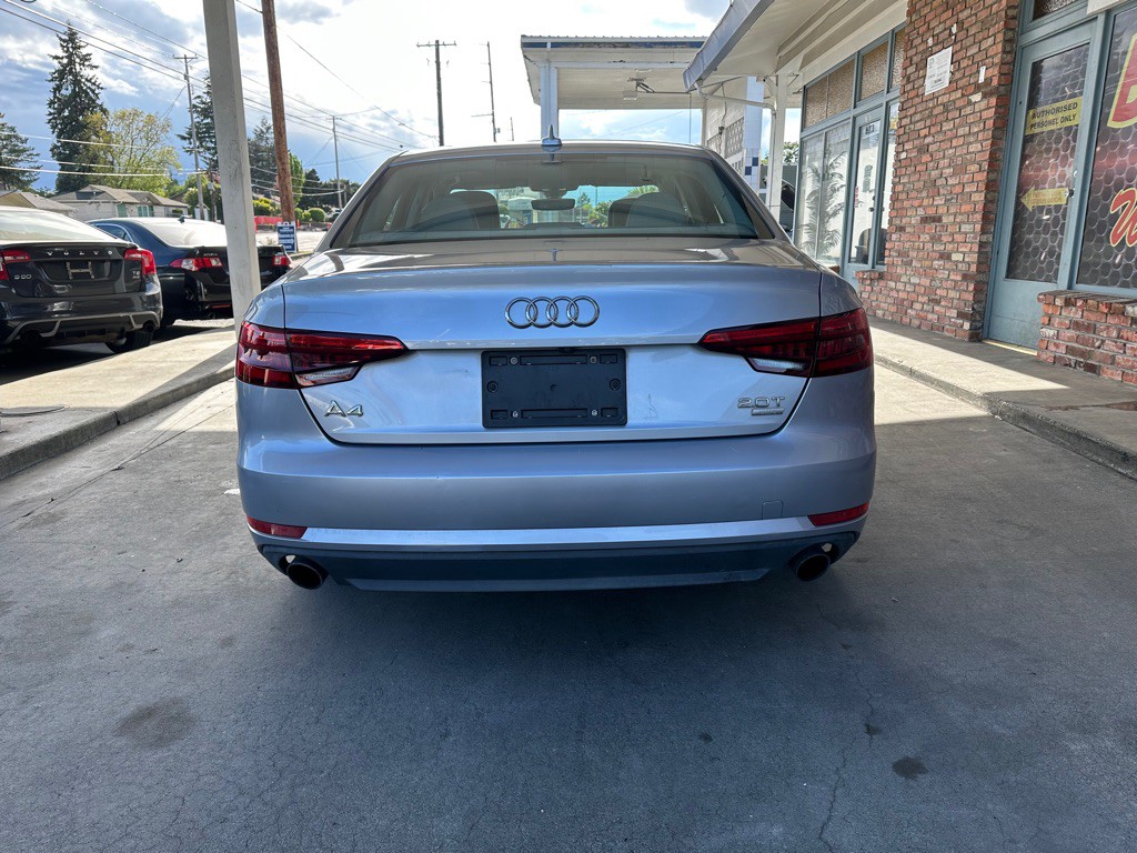 2017 Audi A4 Image 5