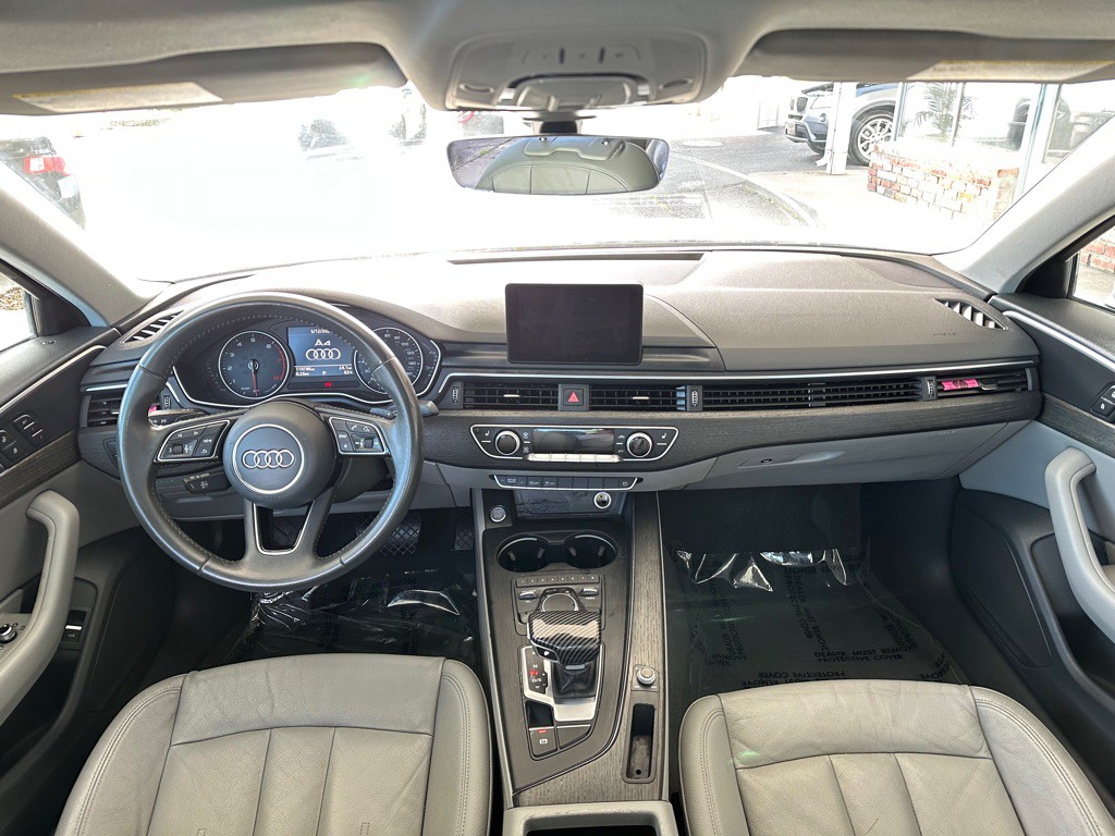 2017 Audi A4 Image 11