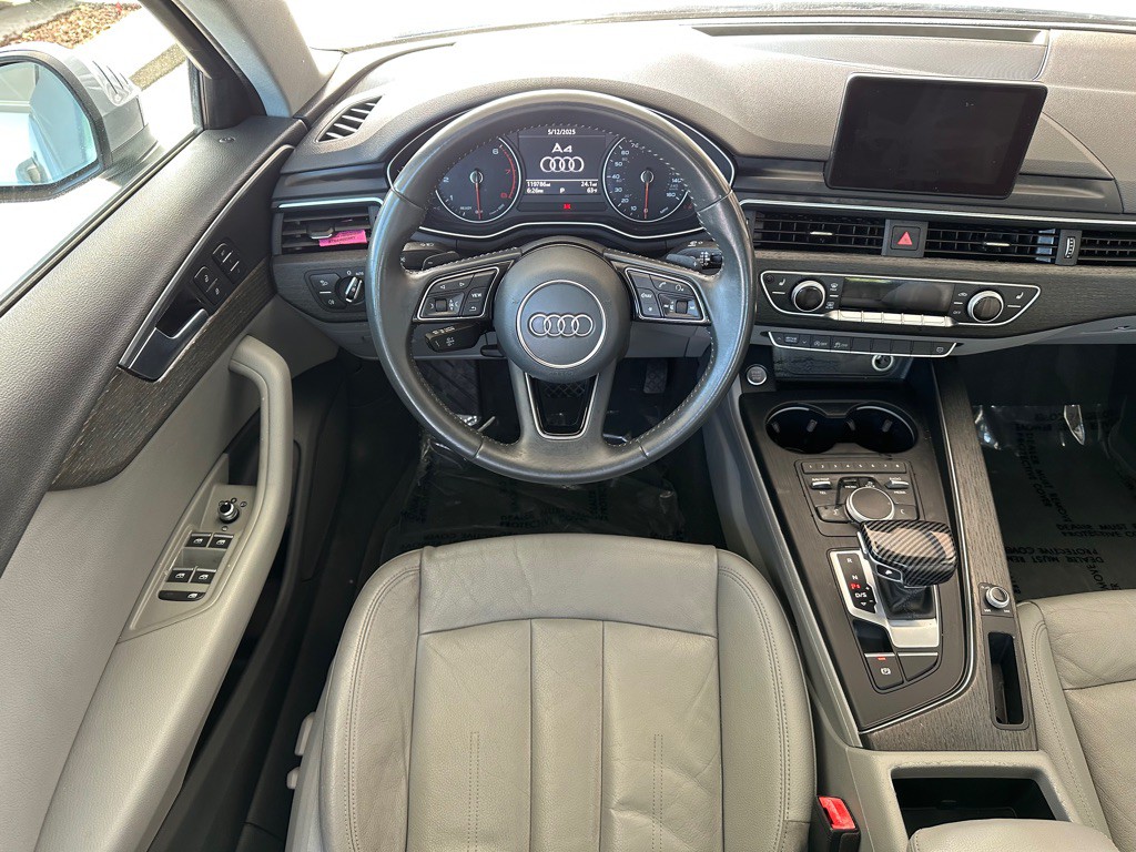 2017 Audi A4 Image 12