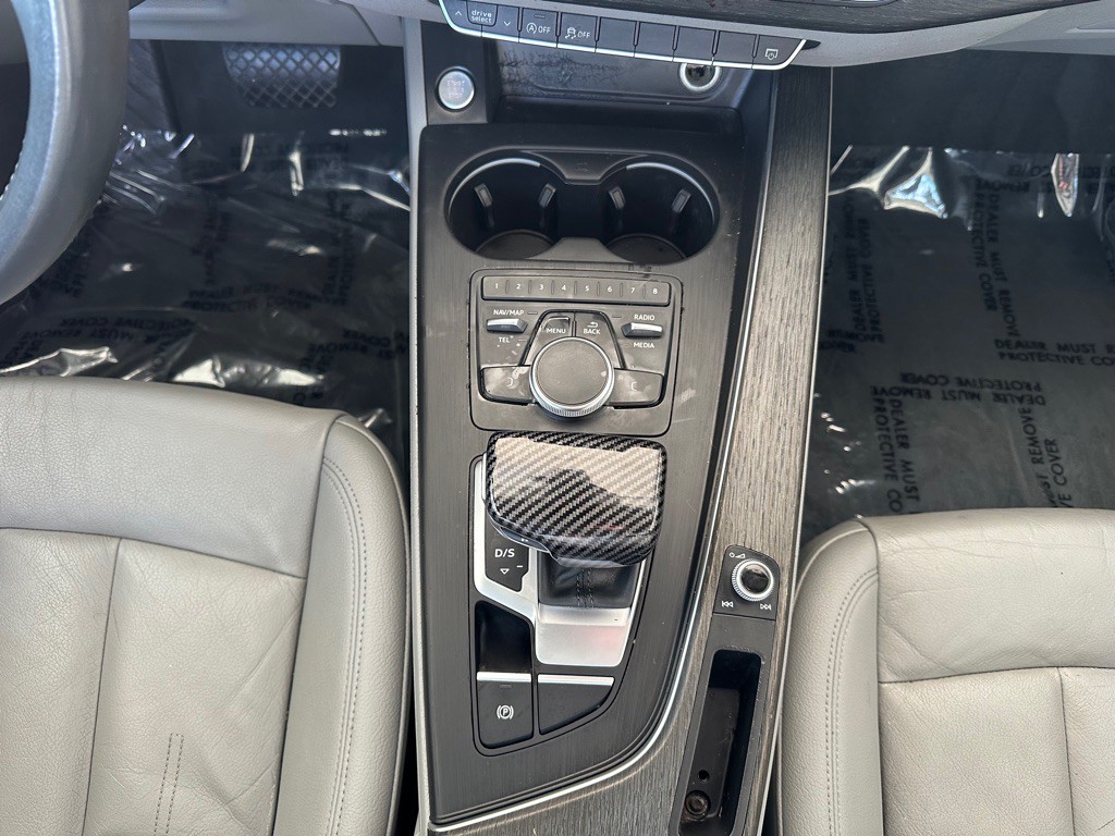 2017 Audi A4 Image 15