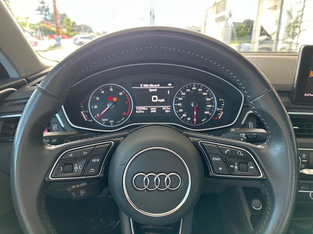 2017 Audi A4 Image 16