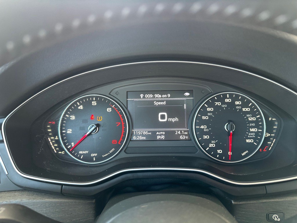 2017 Audi A4 Image 17