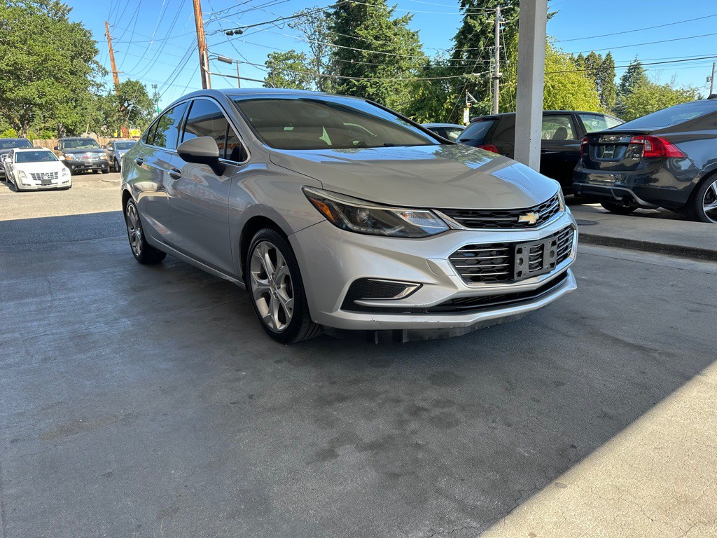 2017 Chevrolet Cruze Image 3