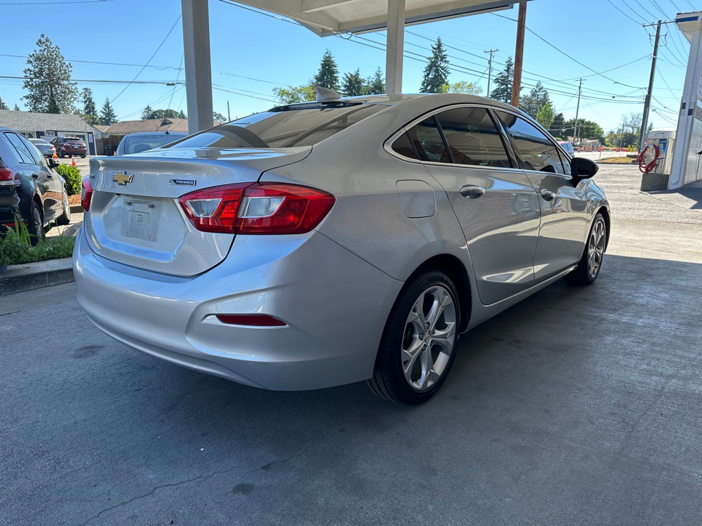 2017 Chevrolet Cruze Image 6