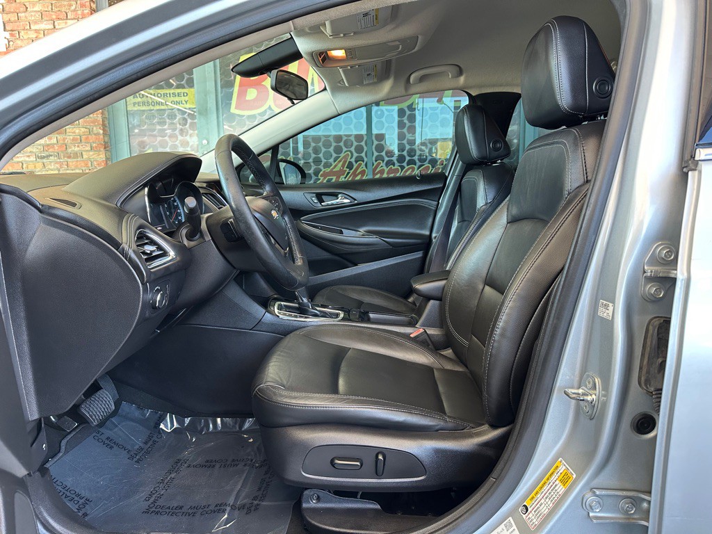 2017 Chevrolet Cruze Image 7