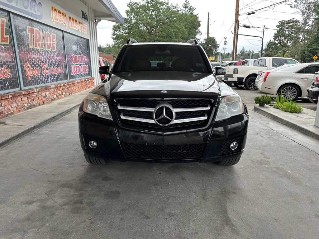 2010 Mercedes-Benz GLK-Class Image 2