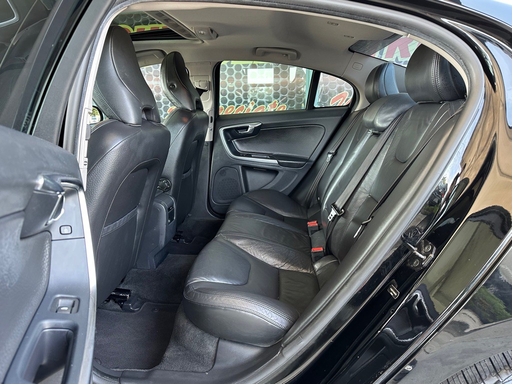 2012 Volvo S60 Image 9
