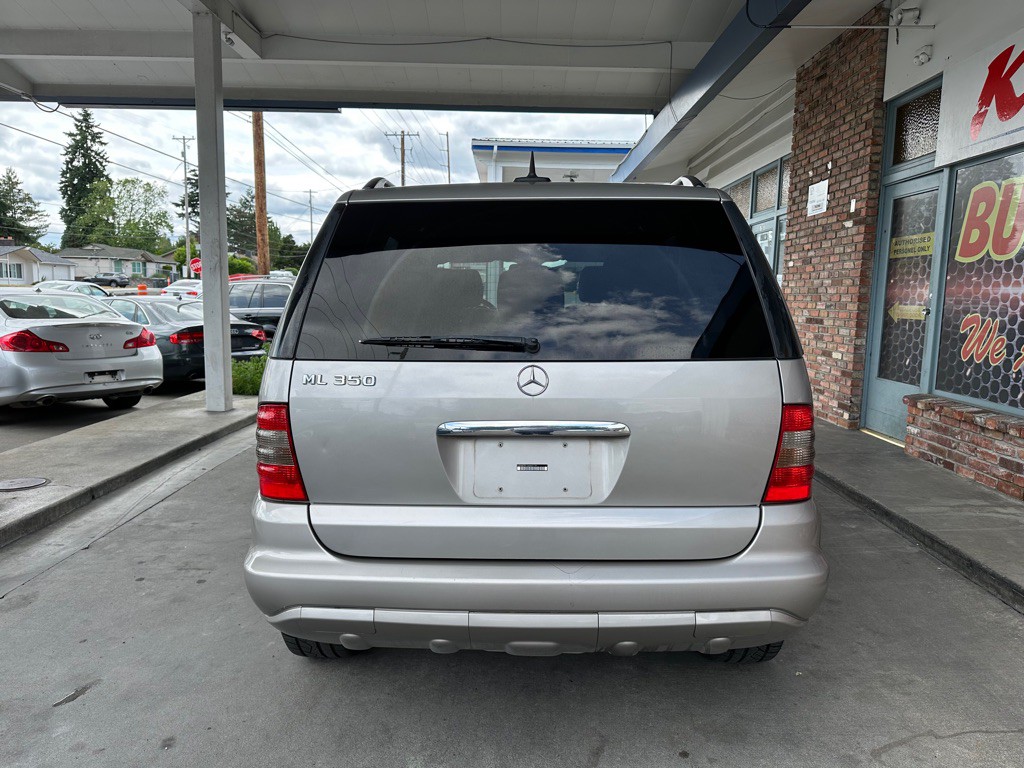 2005 Mercedes-Benz M-Class Image 5