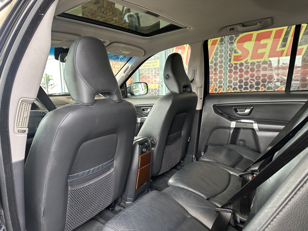 2009 Volvo XC90 Image 10