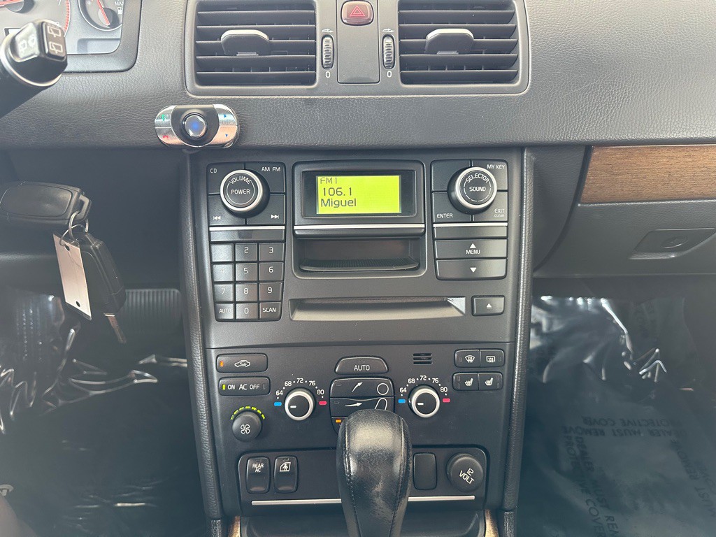 2009 Volvo XC90 Image 15