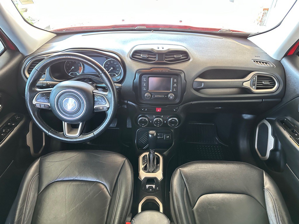 2015 Jeep Renegade Image 11