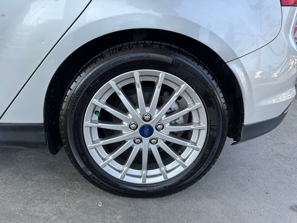 2014 Ford Focus Image 19