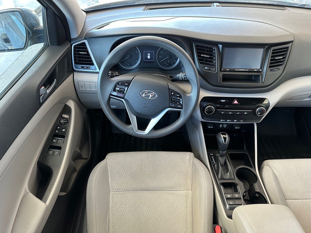 2016 Hyundai Tucson Image 12
