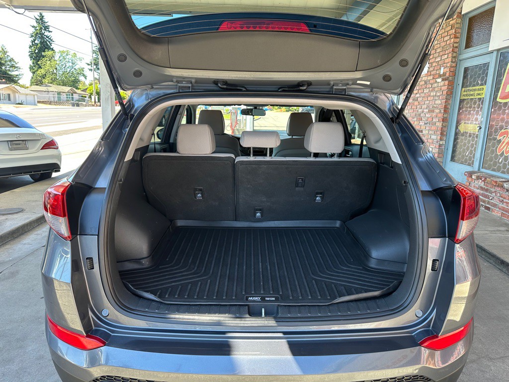 2016 Hyundai Tucson Image 13